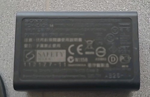 Official sony vita charger - sony,
