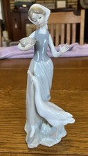 Vintage Lladro Figurine Girl