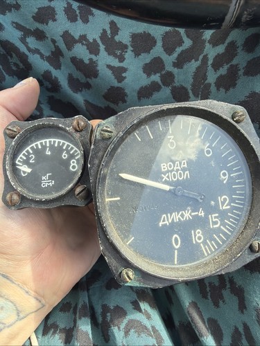 Clocks from downed russian - from,