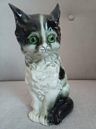 Ceramic cat figurine black - ceramic,
