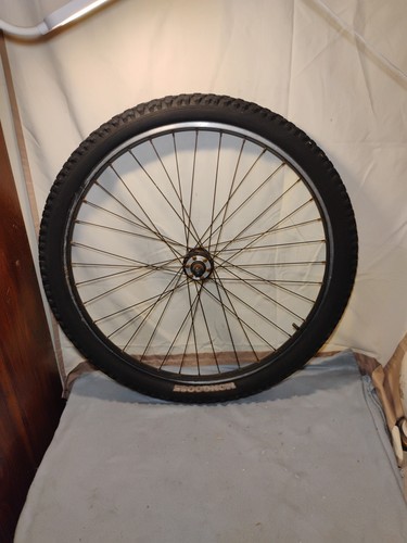 Mongoose tire 36 - 26"x, 2.35