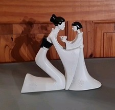 Artforum Japanese Style Mother Child Figure with Flower Signs of Spring