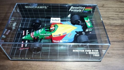 Mini car minichamps - car,