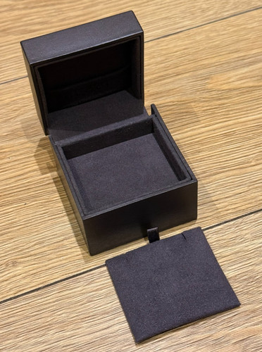 Genuine original gucci - genuine,