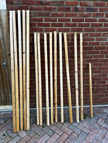 Pine round mopstick handrail - mopstick,