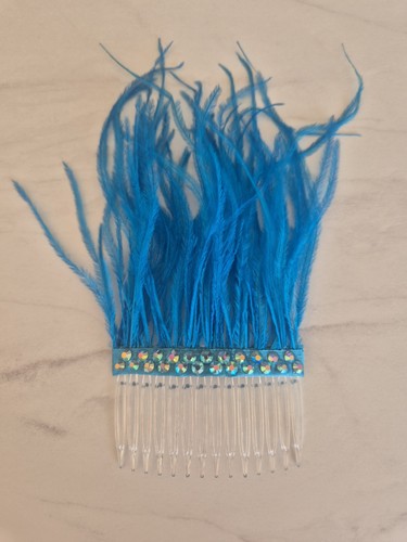 Ostrich feather hair - hair, comb