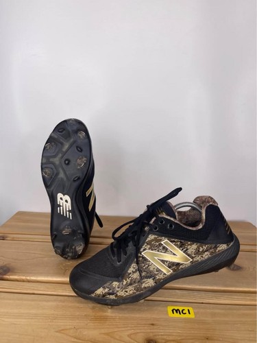 New balance baseball cleats - new,