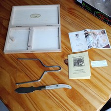 By Claude Dozorme, an unused LAGUIOLE FOIE GRAS set in wooden box (high quality)