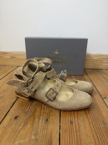 Vivienne westwood roman - vivienne,