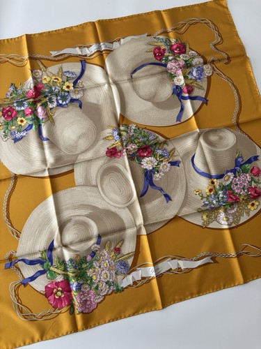 Gucci silk scarf - silk,