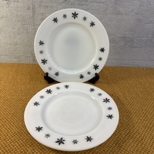 Vintage Pyrex JAJ  White