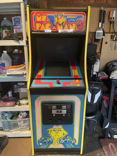 Midway pac man upright - midway, pac-man