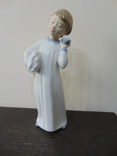 Porcelain figurine nao - porcelain,