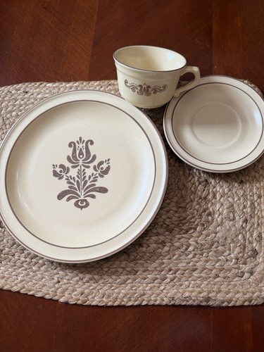 Pfaltzgraff beige piece set - beige, 3-piece