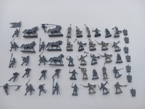 Knights foot soldiers - knights,