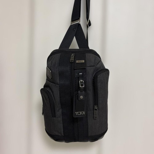 Tumi higgins sling - tumi,