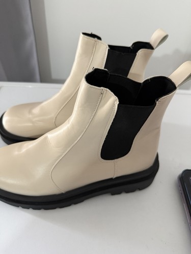 Women cream boots size 40 - cream,