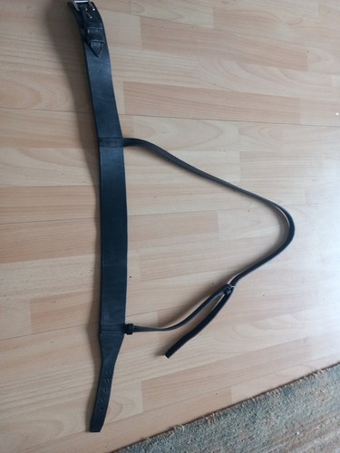Black wide hunter - black, noseband
