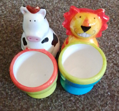 2pc ceramic animal - egg, cup