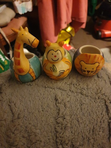 Animal design egg cups - 3,