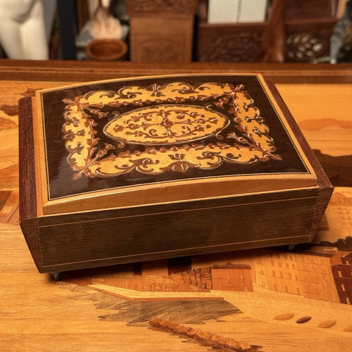 Vintage wooden jewellery - vintage,