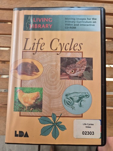 Life cycles vhs - life, 02303