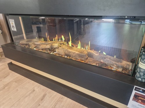 Display solutions trueflame - solutions,