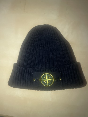 Authentic stone island black - authentic,