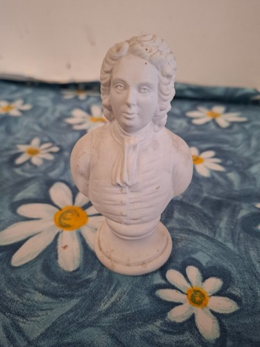 Vintage small bust music - vintage,