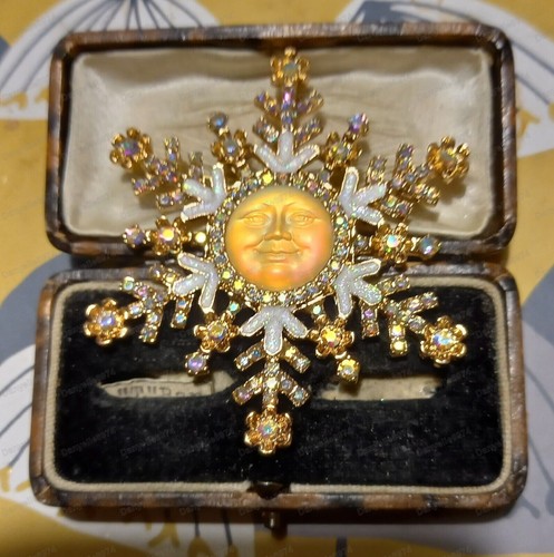 Large gold christmas - gold, snowflake