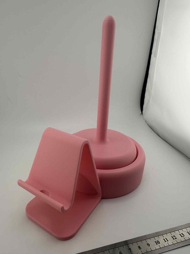 Yarn wool holder with phone - yarn,