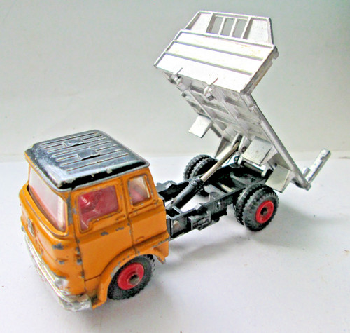 Dinky toys 435 bedford - bedford, tk