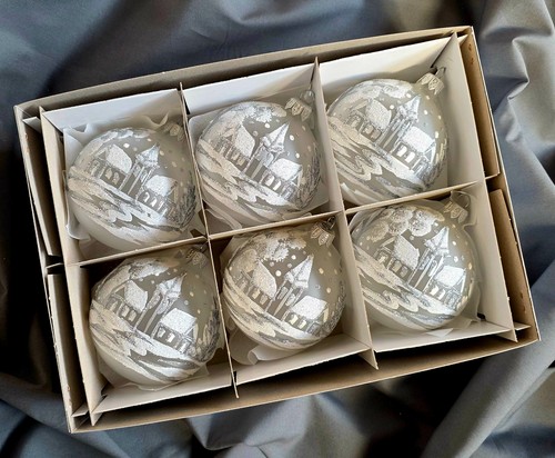 Hand painted glass baubles - painted, set