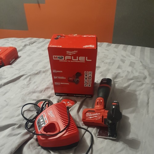 Milwaukee m12fcot 12v ion - milwaukee,