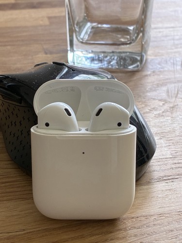 Apple airpods a2031 great - airpods,