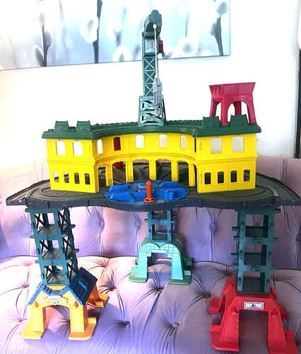 Thomas friends super station - friends,