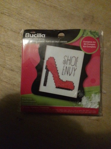 Bucilla cross stitch kit - stitch,