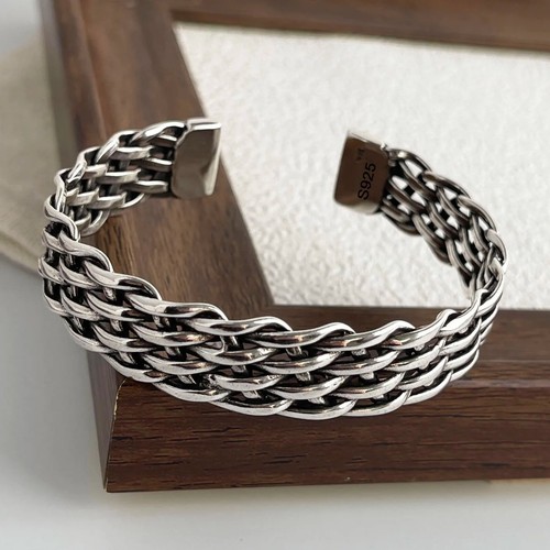 Solid 925 sterling silver - 925,
