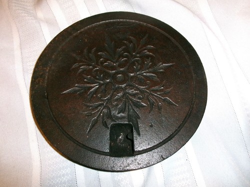 Antique cast iron wood cook - cast,