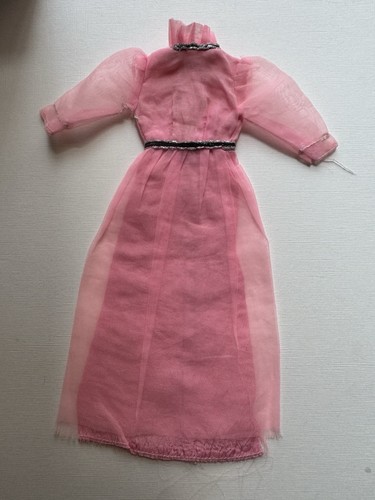 Sindy tressy pink bridesmaids - sindy/tressy,,