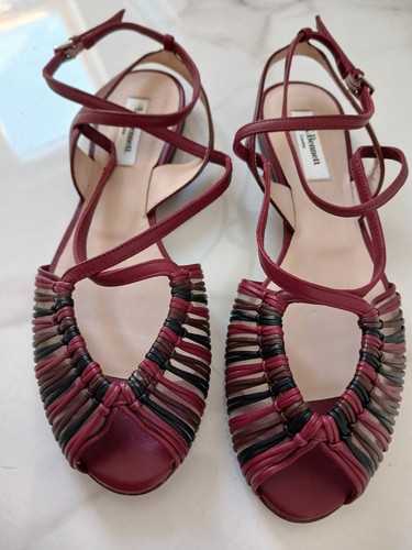 Bennett burgundy flat - l,