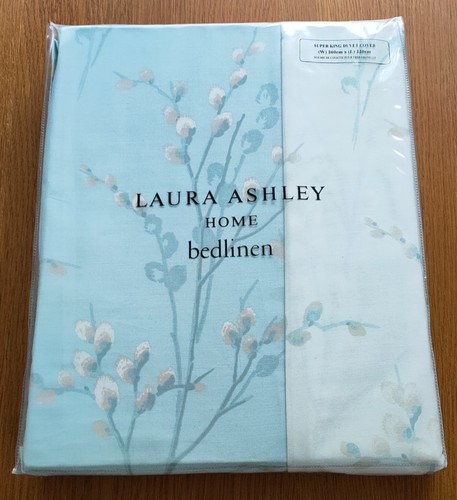 Laura ashley pussy - laura,