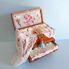 Miniature Lace filled Domed