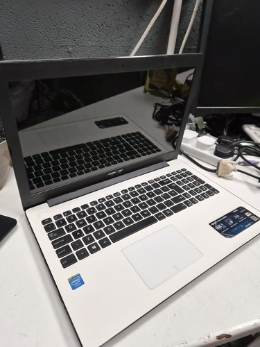 Laptop joblot untested - laptop,
