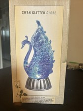 Cracker Barrel Swan Glitter