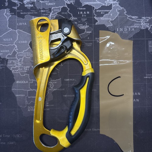 Petzl right hand - right, ascender