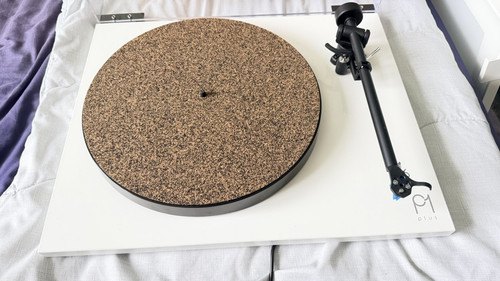 Rega planar plus turntable - p1,
