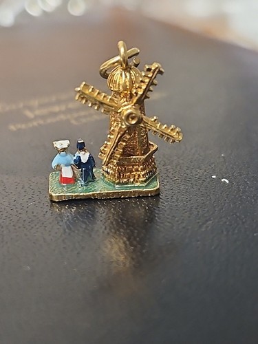 8ct gold vintage enamelled - 8ct,