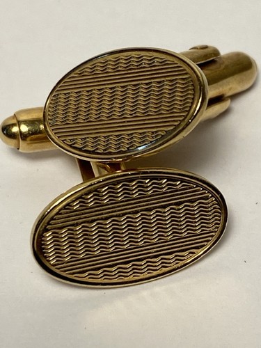 House clearance 14ct gold - house,