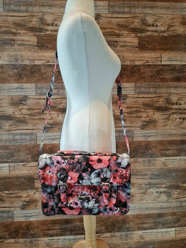 Red herring floral crossbody - red,